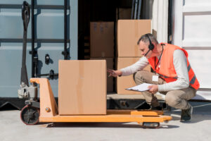 Why Top Firms Invest Heavily in Material Handling?
