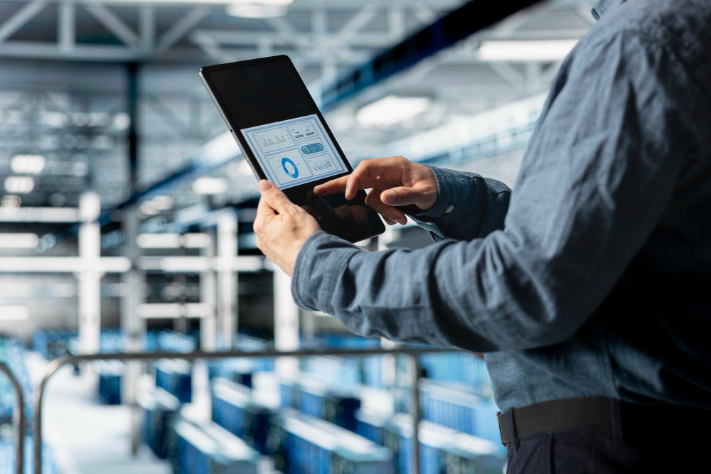 Career Benefits of Earning a Supply Chain Technology Certificate